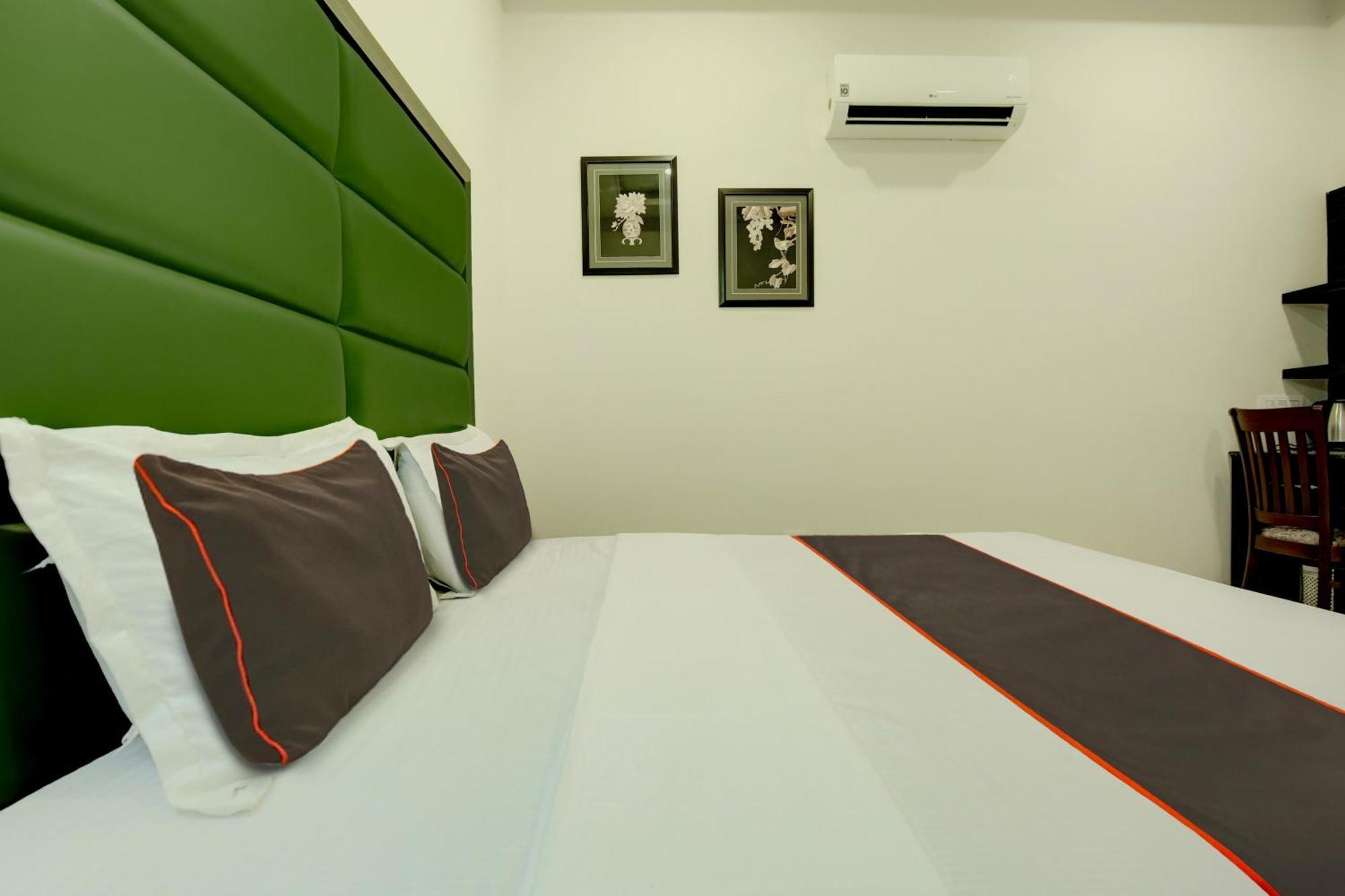Super Collection O Ovel Hotel Grand Abadpura Εξωτερικό φωτογραφία